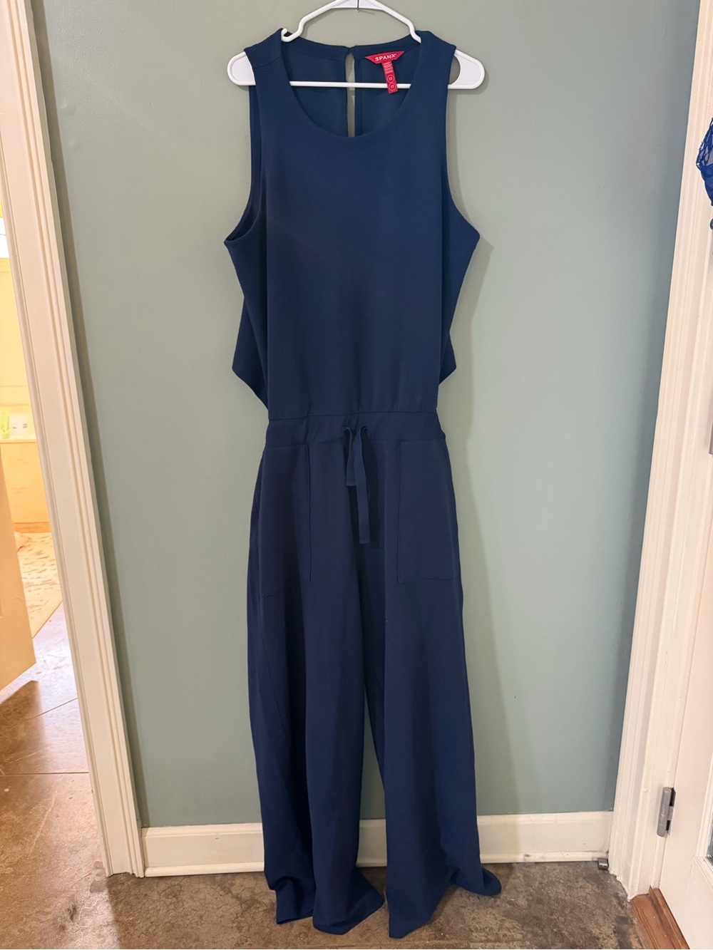SPANX AirEssentials French Rib
Sleeveless Jumpsuit size 1X